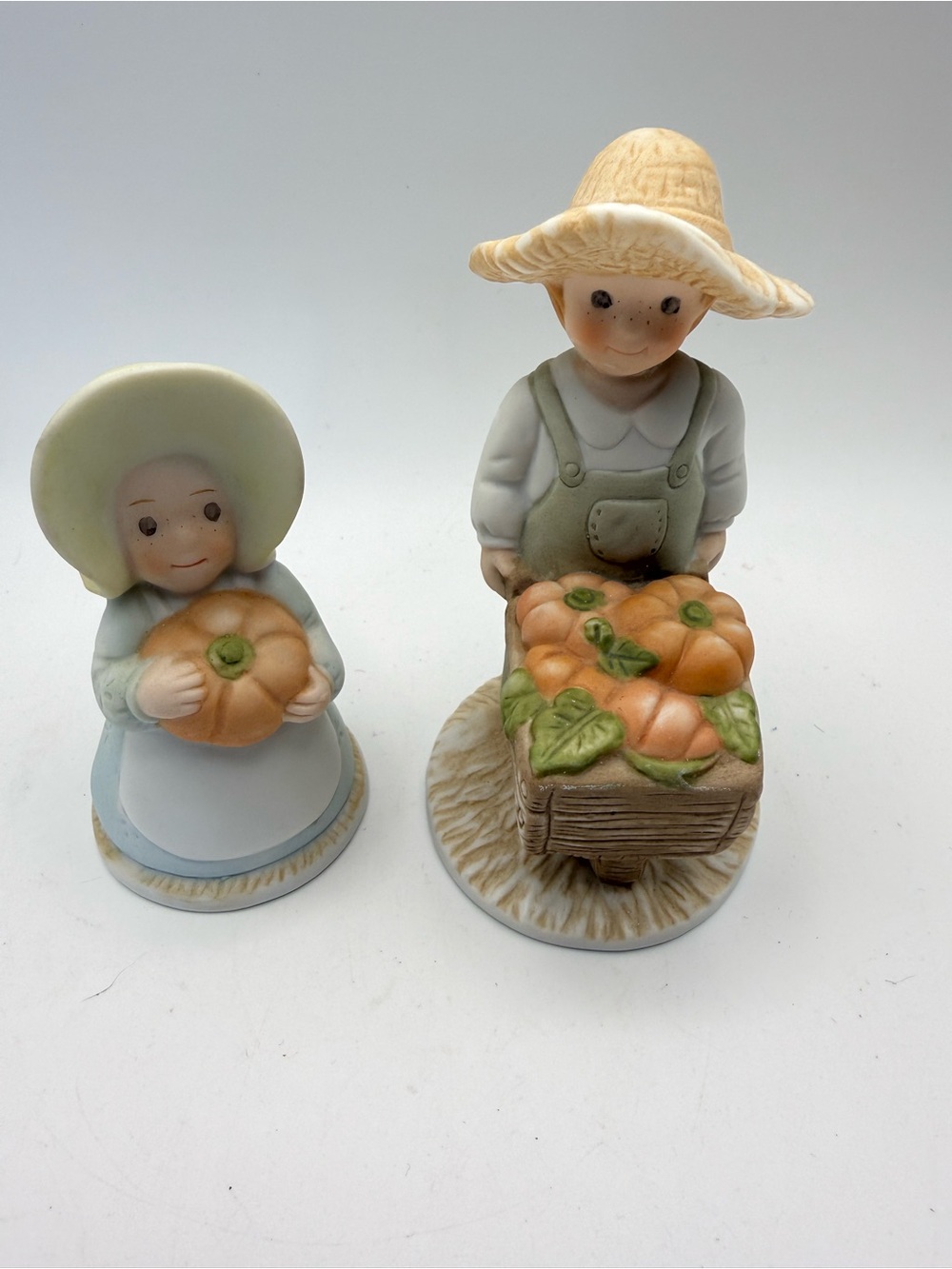 Harvest Children Figurine Set - Cream & Orange Decorative Home Accents